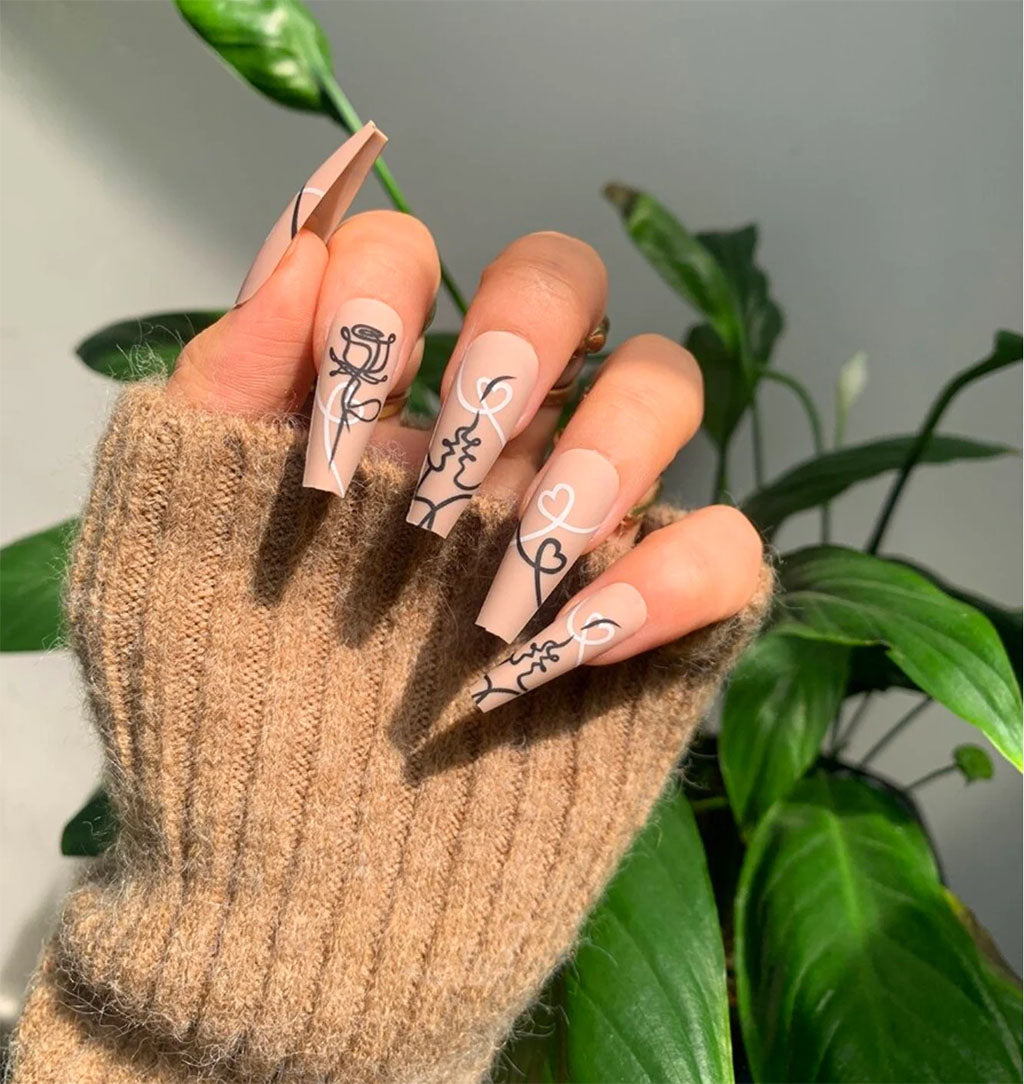 unique line nail designs