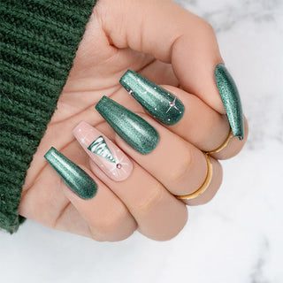 Christmas Eve 2021- The Crowning Time of Glitter Gel Nails!