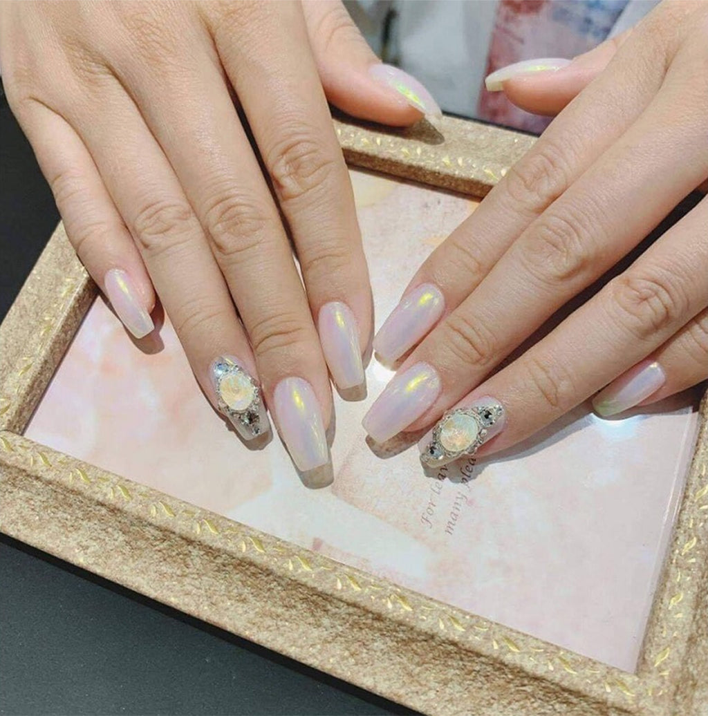Mother-of-pearl Nail Designs