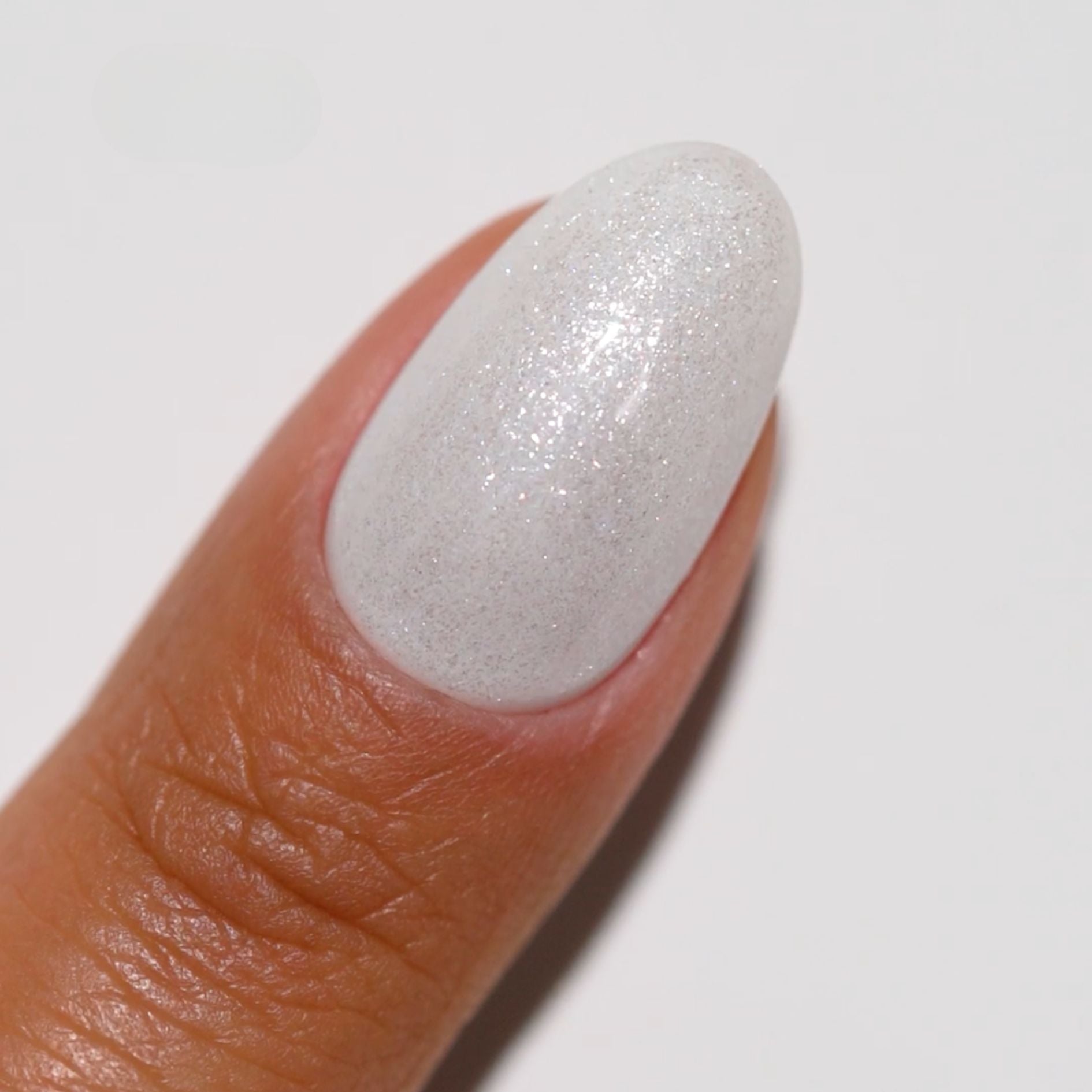 DND DIVA Gel Polish - 001 Icy Glitz