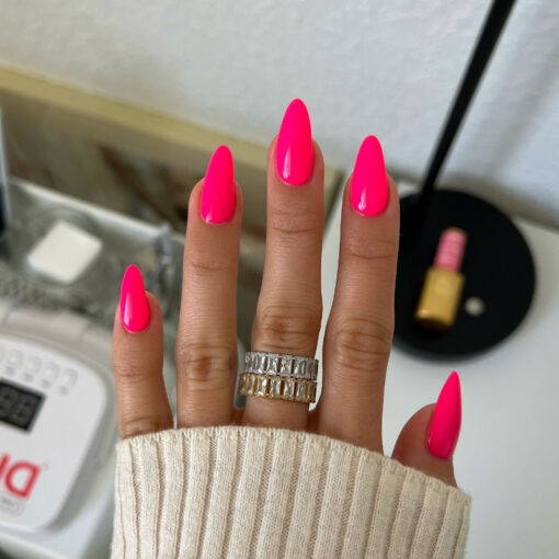 DND DIVA Gel Polish - 212 Sour Bubblegum