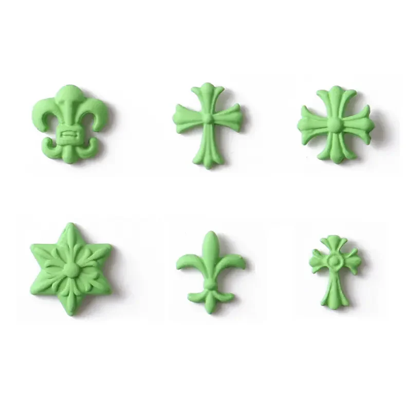 #225-230 2PCS Green Matte Nail Charm Medieval