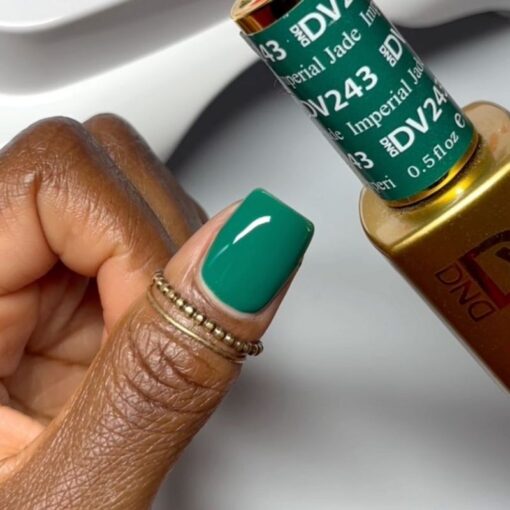 DND DIVA Gel Polish - 243 Imperial Jade