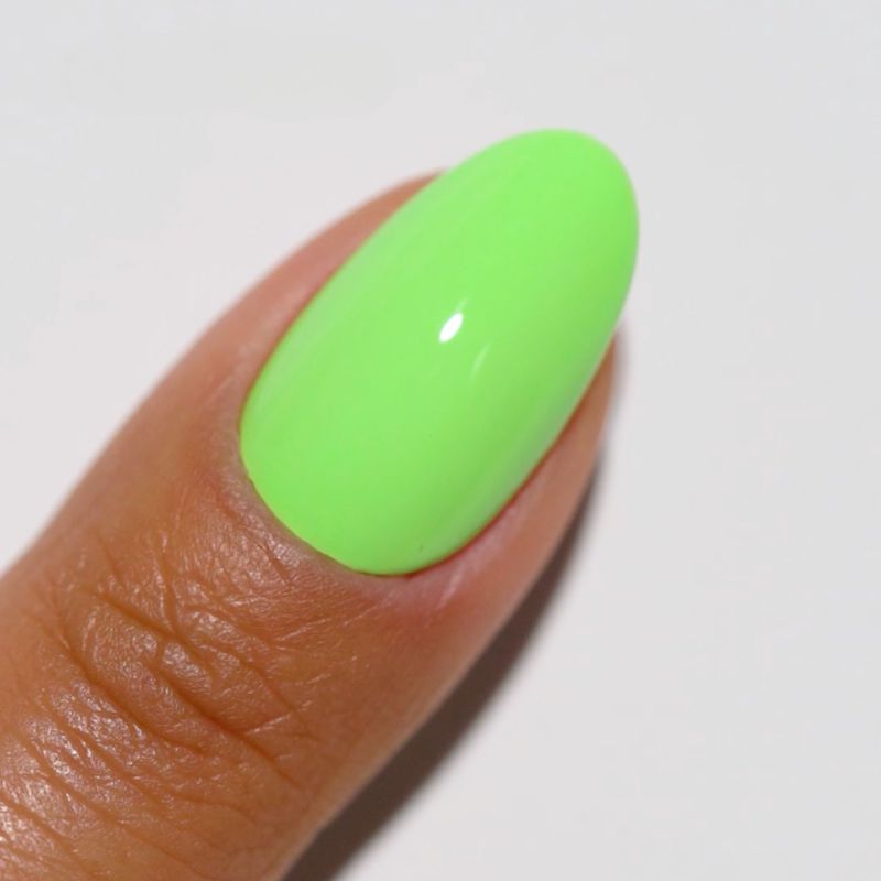 DND DV 119 Voo-DEW Green - DND Diva Gel Polish & Matching Nail Lacquer Duo Set