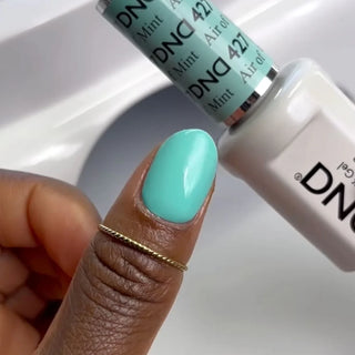 DND Gel Polish - 427 Air of Mint