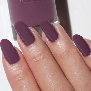 DND Nail Lacquer - 453 Plum Wine