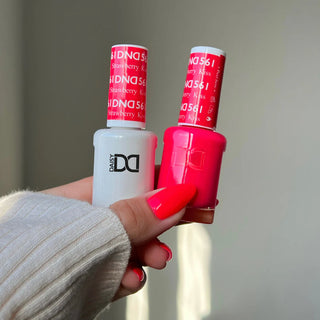 DND Gel Nail Polish - 561 Strawberry Kiss