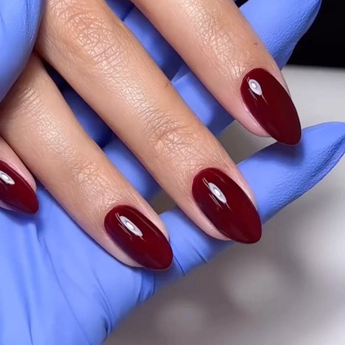 DND Gel Nail Polish - 633 Garnet Red – ND Nails Supply DND Gel Nail Polish - 633 Garnet Red – ND Nails Supply