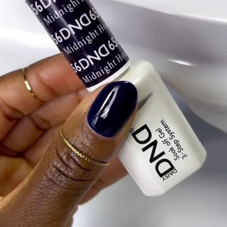 DND Gel Polish - 656 Midnight Hour