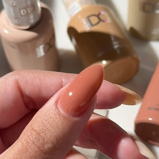 DND HEMA & TPO Free Gel Nail Polish Duo - 035 - Sun Tanned - Brown Colors - 0.5 oz