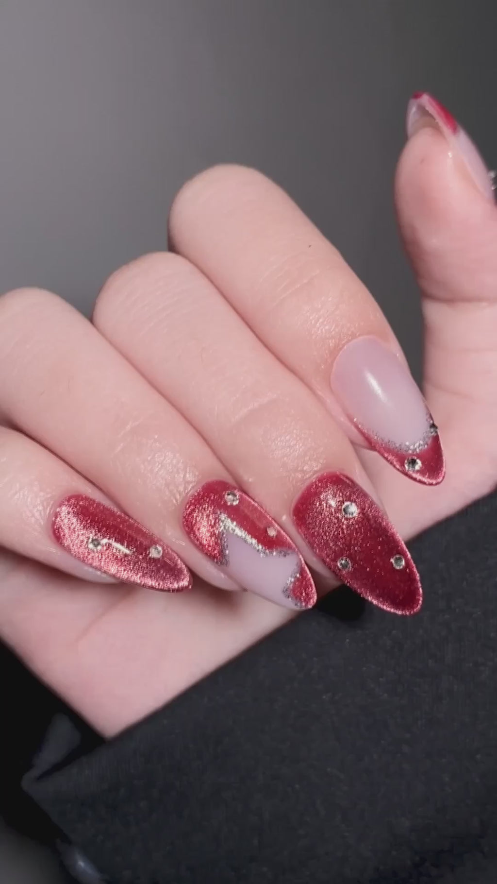 LAVIS C02 (Ver 2) - 24 - Gel Polish 0.5 oz - Scarlet Bloom Collection