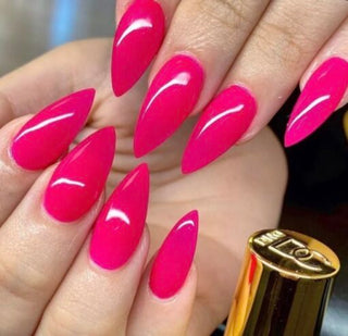 DND DC Nail Lacquer - 005 Pink Colors - Neon Pink