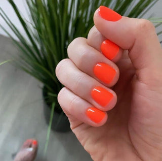 DND DC Nail Lacquer - 272 Orange Colors - Hot Mess