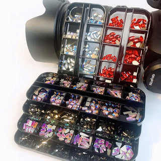 12 Grids Flatback Rhinestones SP0443-02-20 Mine Black