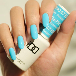 DND Gel Polish - 673 Blue Colors - Summer Sky