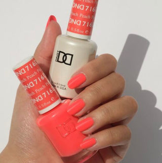 DND Gel Polish - 716 Coral Colors - Peach