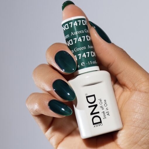 DND Gel Polish - 747 Green Colors - Aurora Green