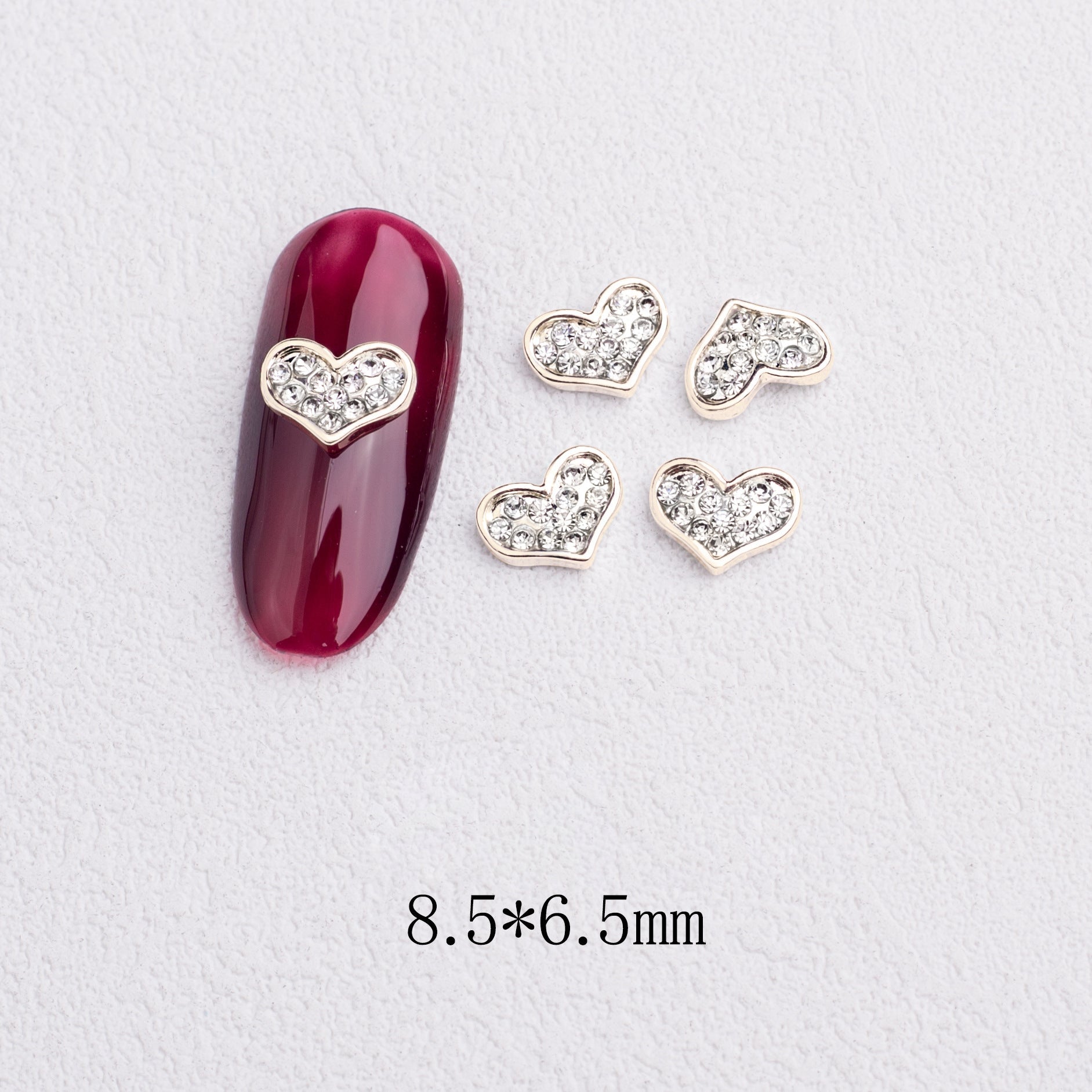 LX2 Rhinestone Heart Nail Charm