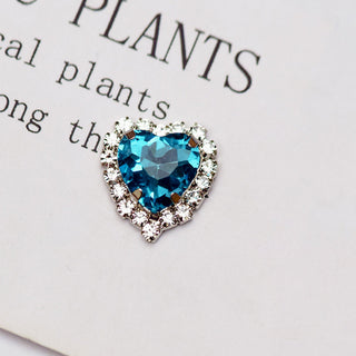 LX2 #177-182 2PCS Diamond Frame Heart Gem Nail Charm
