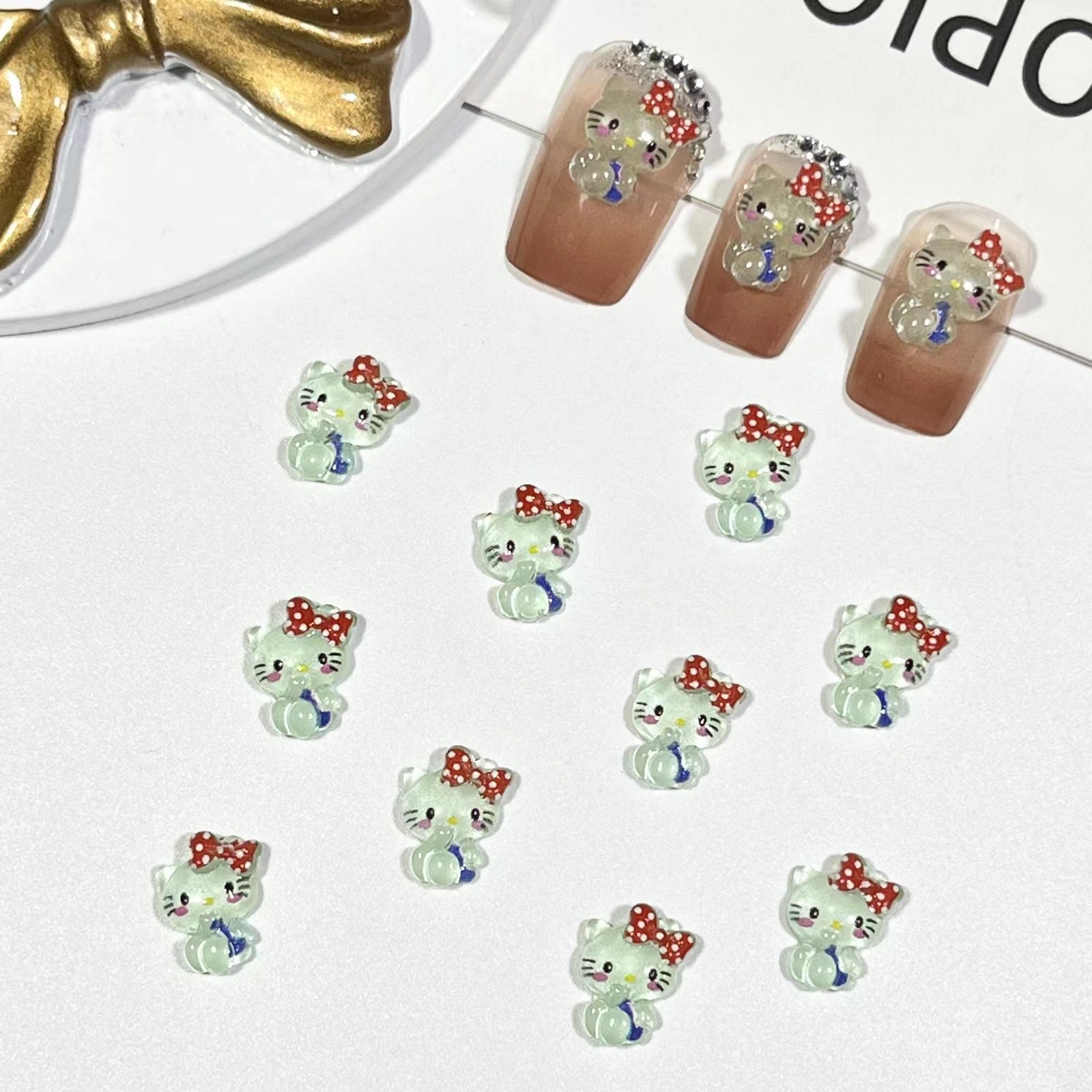 #081-085 2PCS Glow in the Dark Hello Kitty Nail Charm