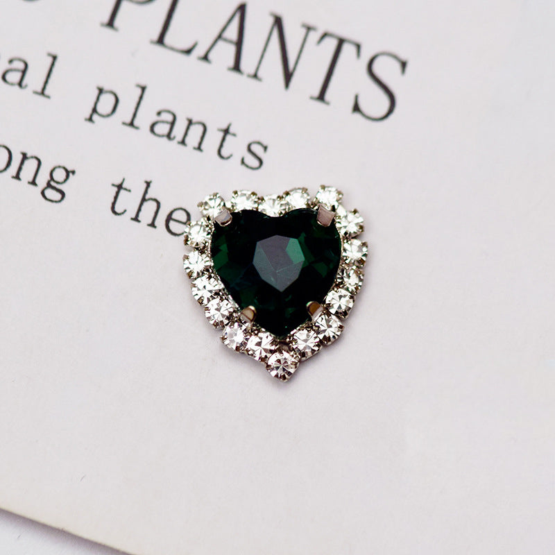 LX2 #177-182 2PCS Diamond Frame Heart Gem Nail Charm